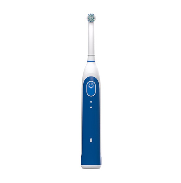 Como utilizo uma escova de dentes elétrica recarregável oscilante para escovar os dentes?